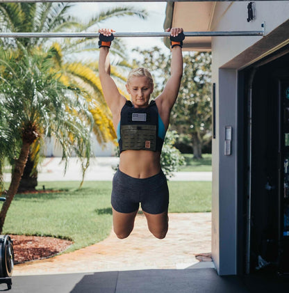 UBK MADE SPEED VEST Weighted Vest Woman Heavy-duty fabrics optimized for running and workouts 15lb sand plates (Green)